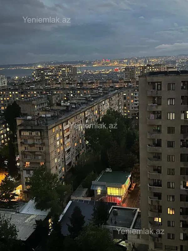 Satılır 3 otaqlı yeni tikili 100 m²