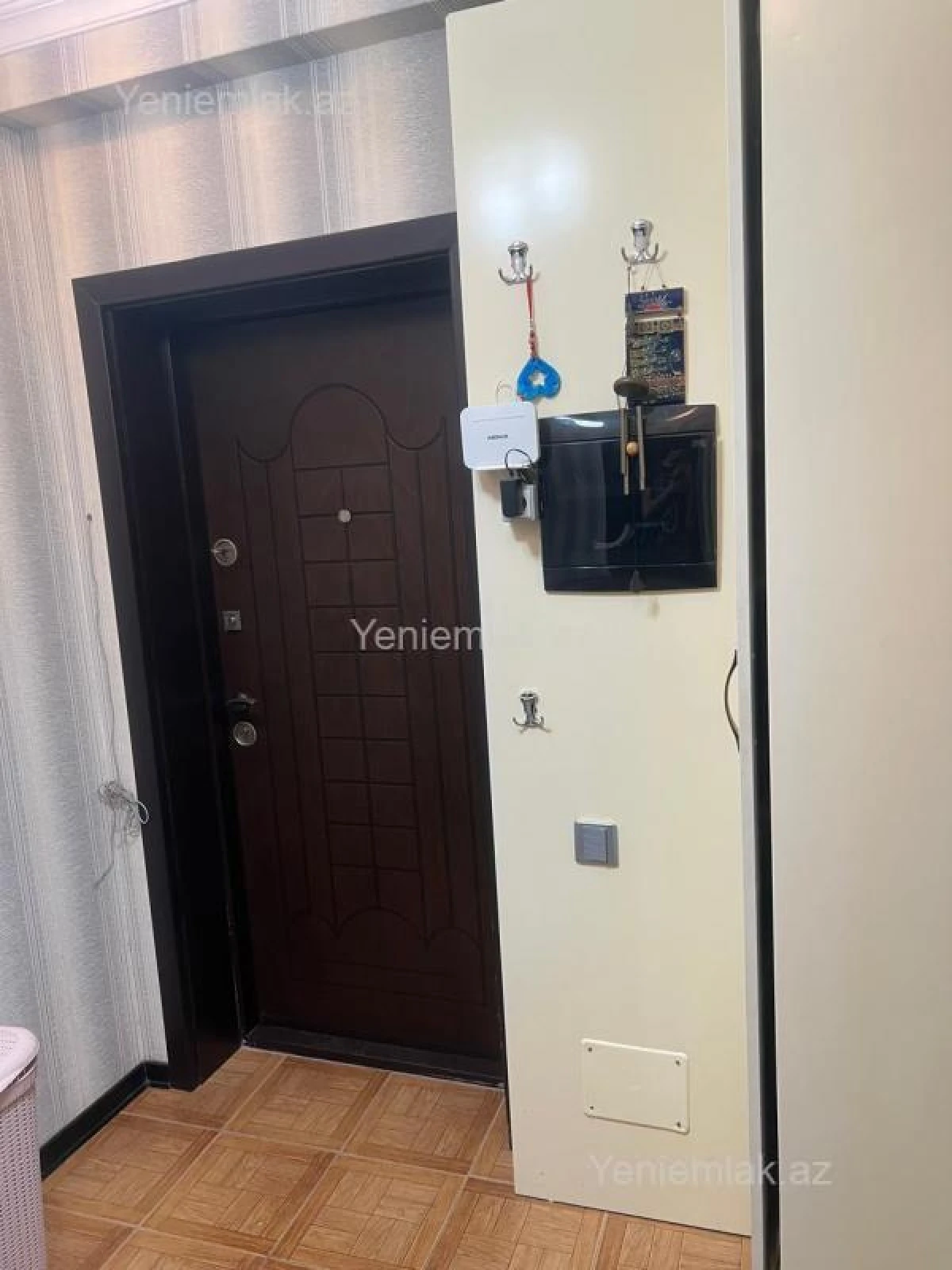 Satılır 3 otaqlı yeni tikili 100 m²