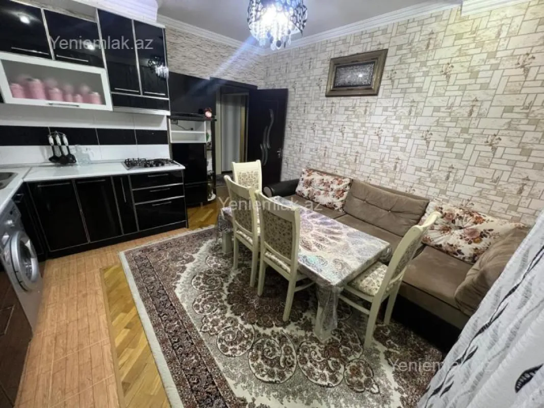 Satılır 3 otaqlı yeni tikili 100 m²