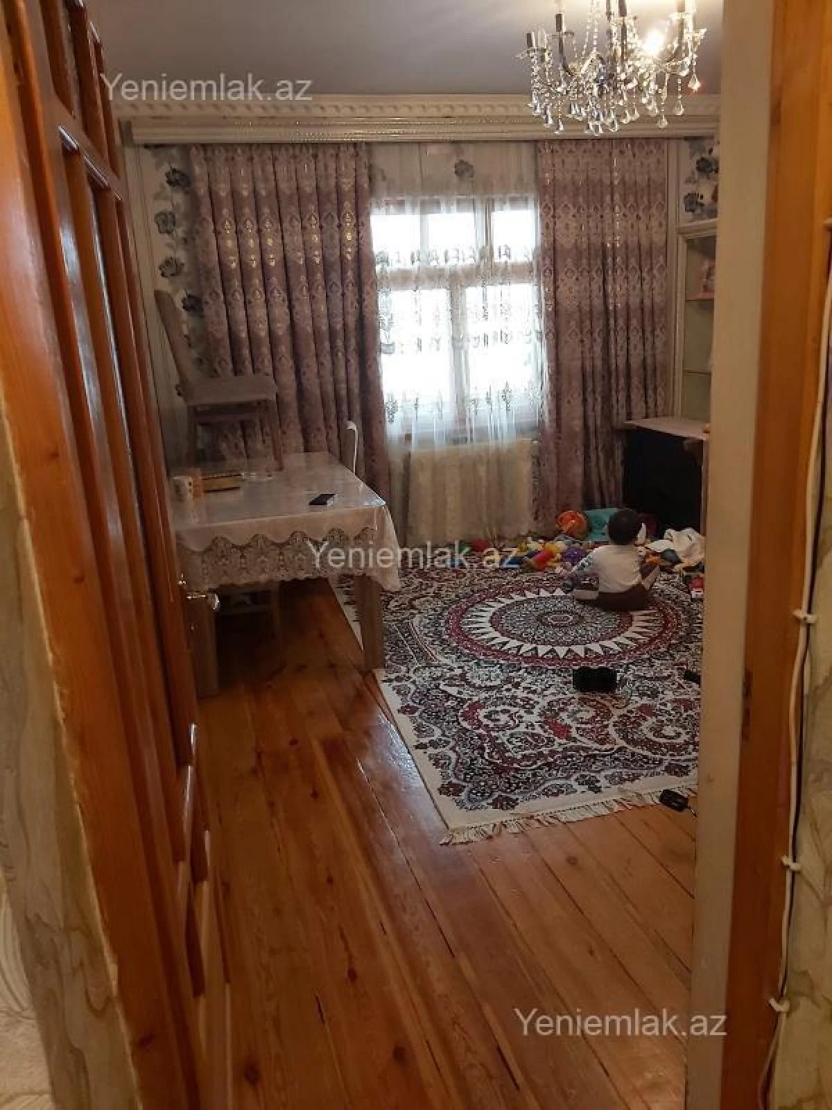 Satılır 2 otaqlı köhnə tikili 50 m²