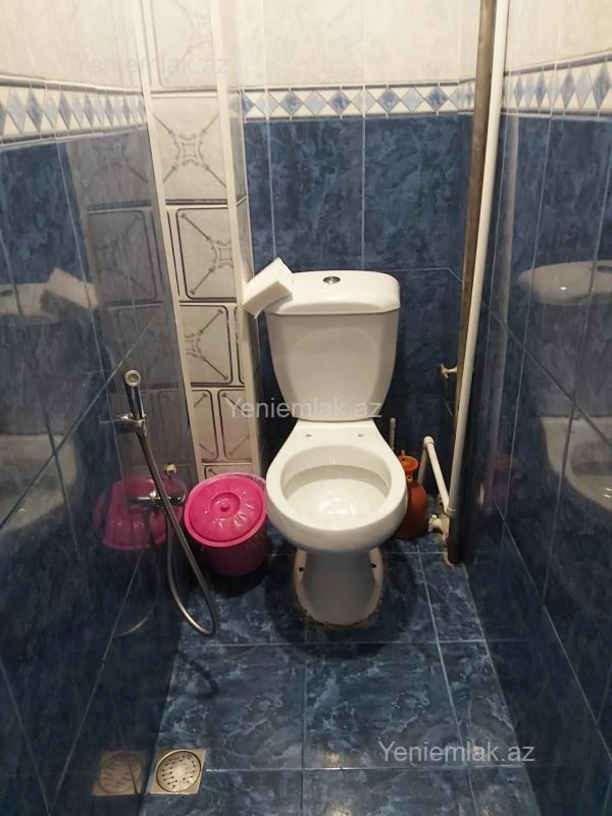 Satılır 2 otaqlı köhnə tikili 50 m²