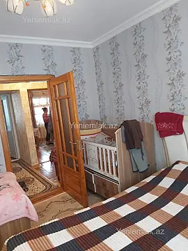 Satılır 2 otaqlı köhnə tikili 50 m²