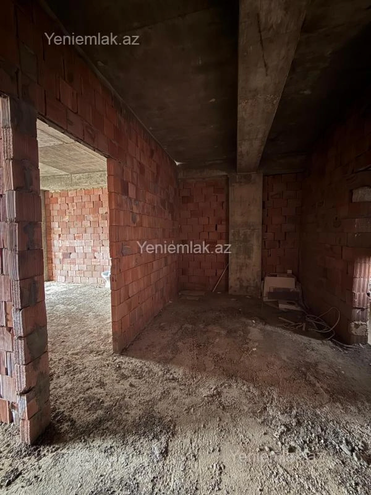 Satılır 1 otaqlı yeni tikili 60 m²