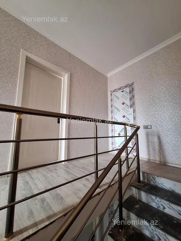 Satılır 4 otaqlı həyət evi 120 m²