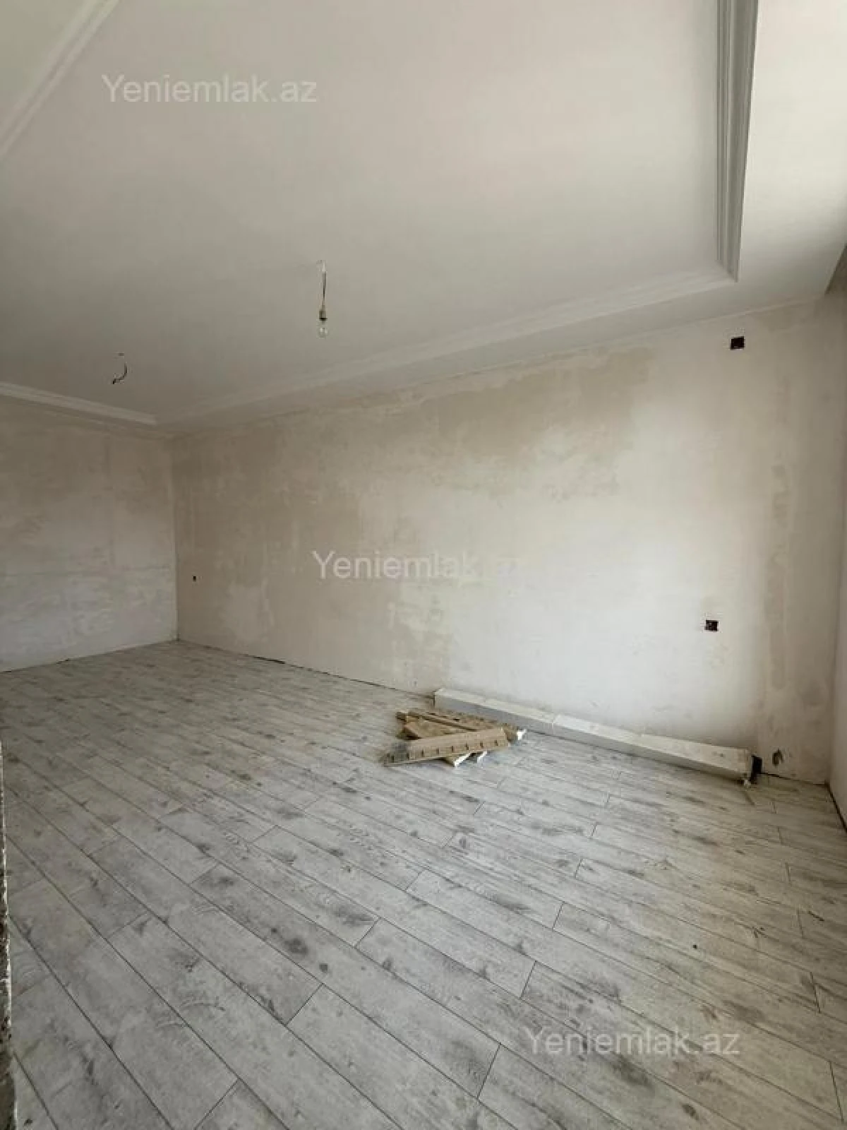 Satılır 5 otaqlı həyət evi 160 m²