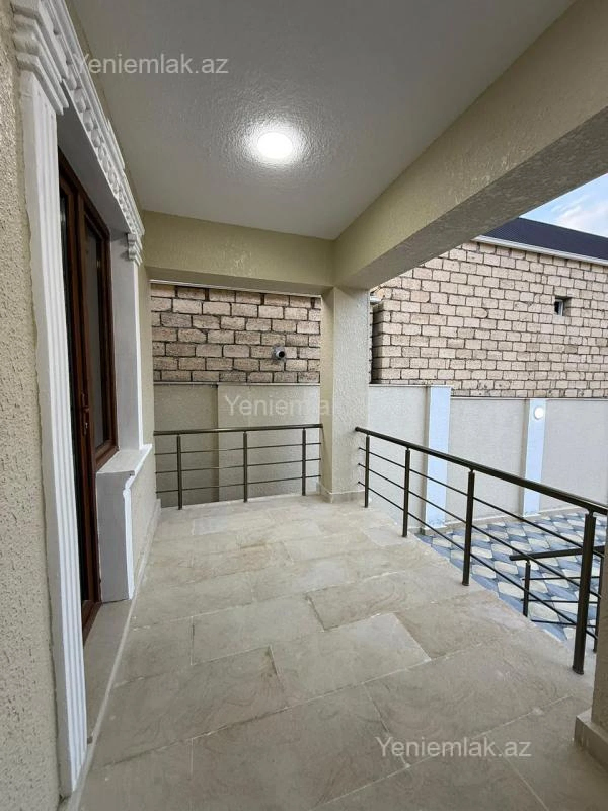 Satılır 4 otaqlı həyət evi 120 m²