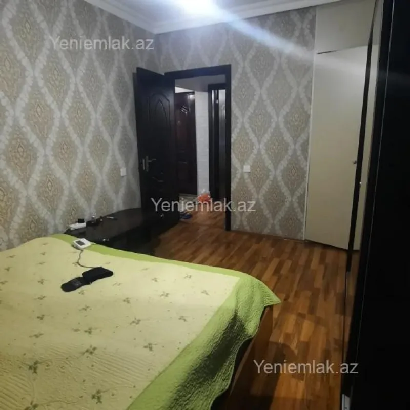 Satılır 2 otaqlı köhnə tikili 60 m²