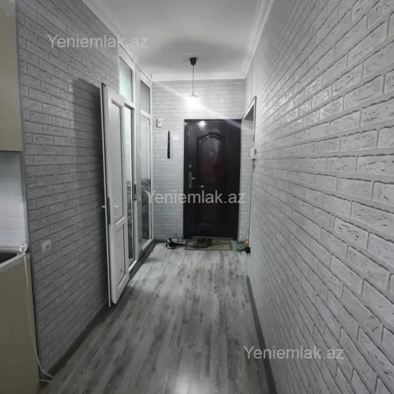 Satılır 2 otaqlı köhnə tikili 60 m²
