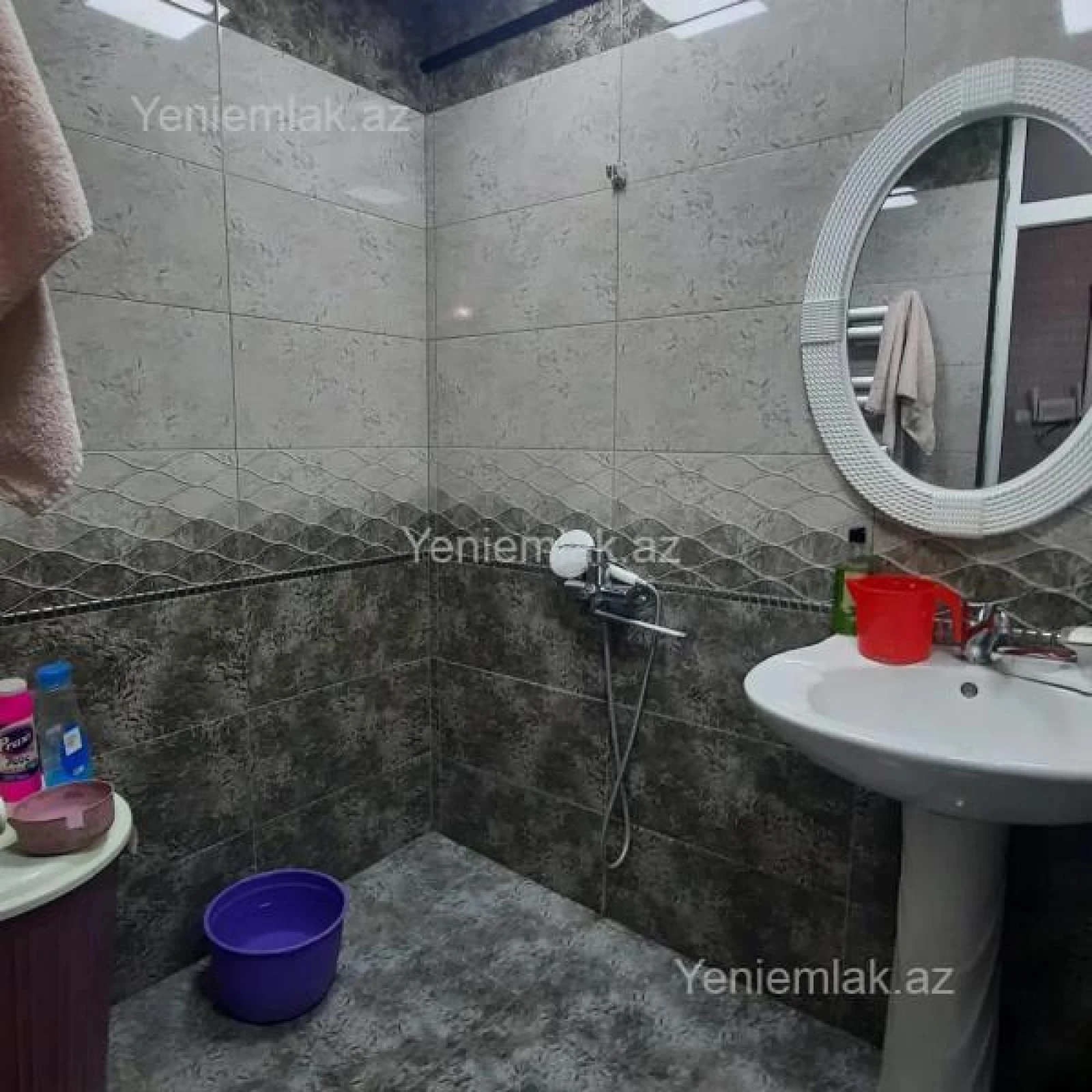 Satılır 2 otaqlı köhnə tikili 60 m²