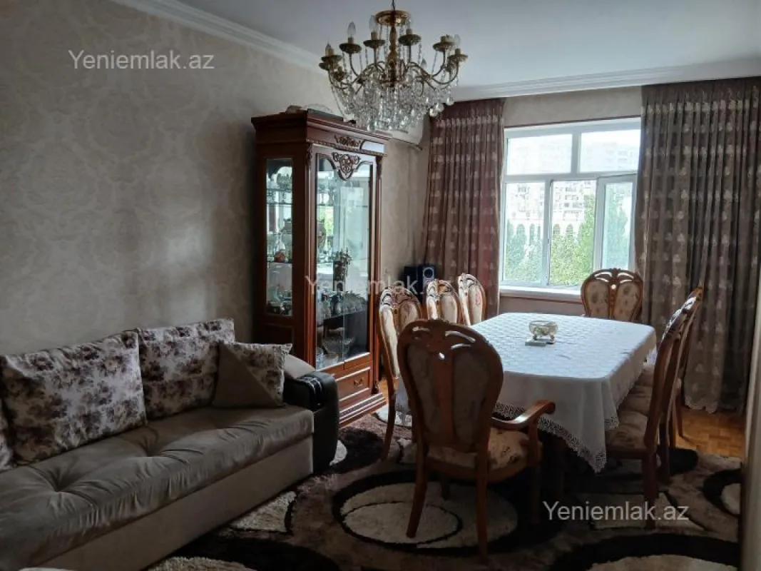 Satılır 3 otaqlı köhnə tikili 85 m²