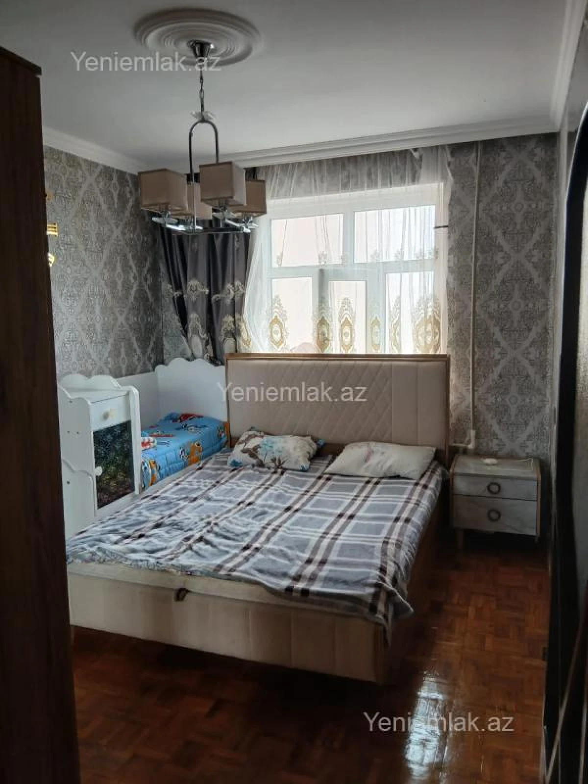 Satılır 3 otaqlı köhnə tikili 85 m²