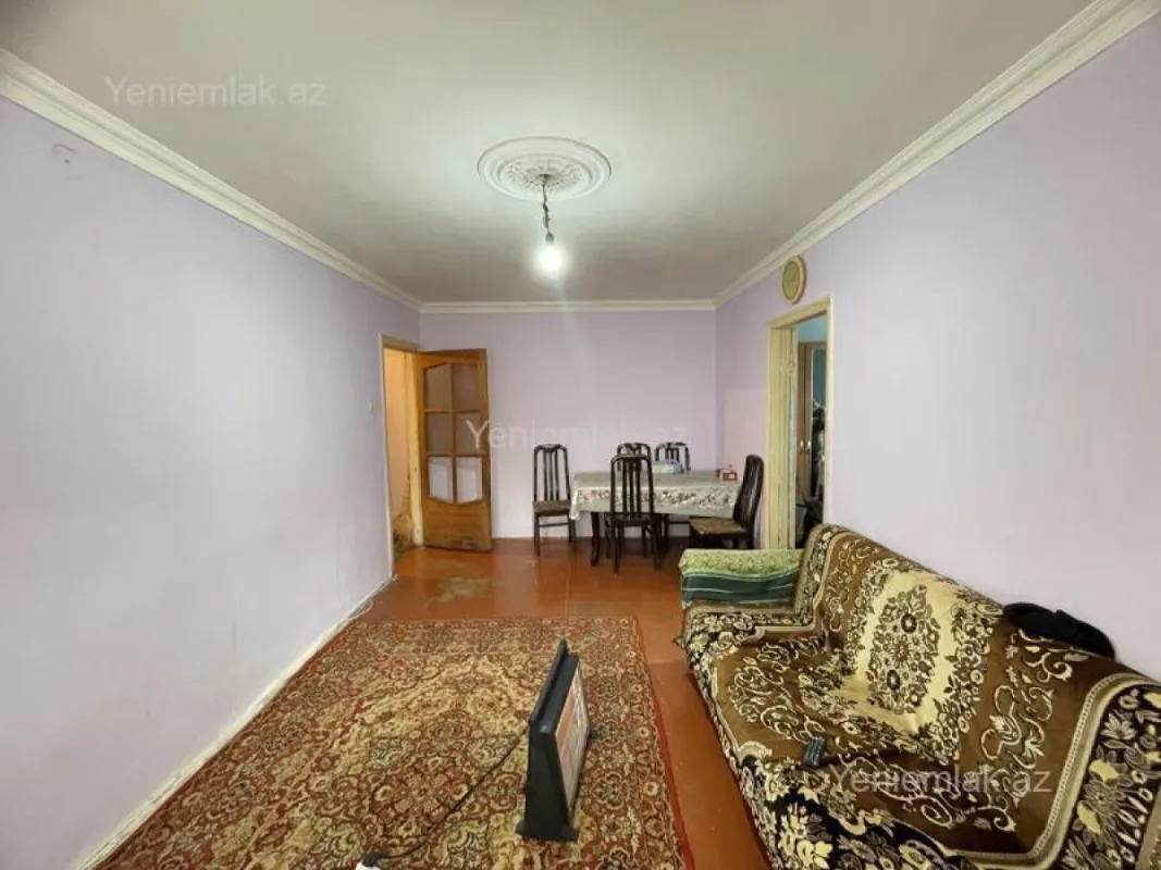 Satılır 2 otaqlı köhnə tikili 47 m²