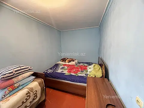 Satılır 2 otaqlı köhnə tikili 47 m²