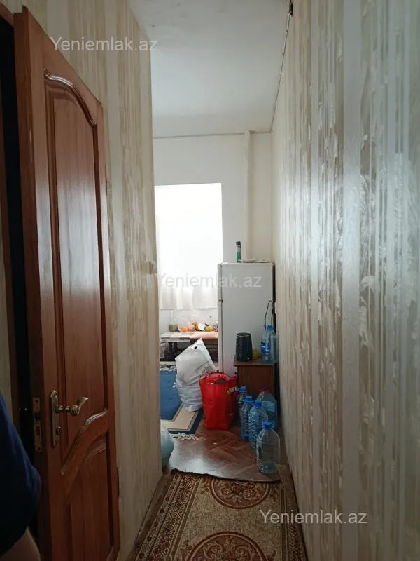 Satılır 1 otaqlı köhnə tikili 40 m²