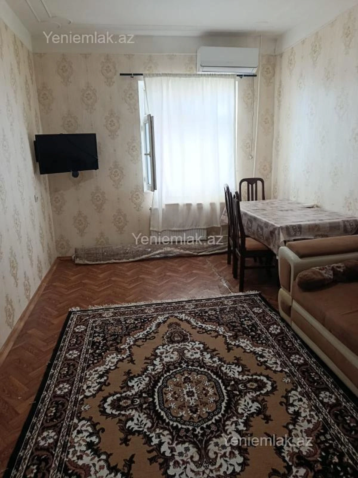 Satılır 1 otaqlı köhnə tikili 40 m²