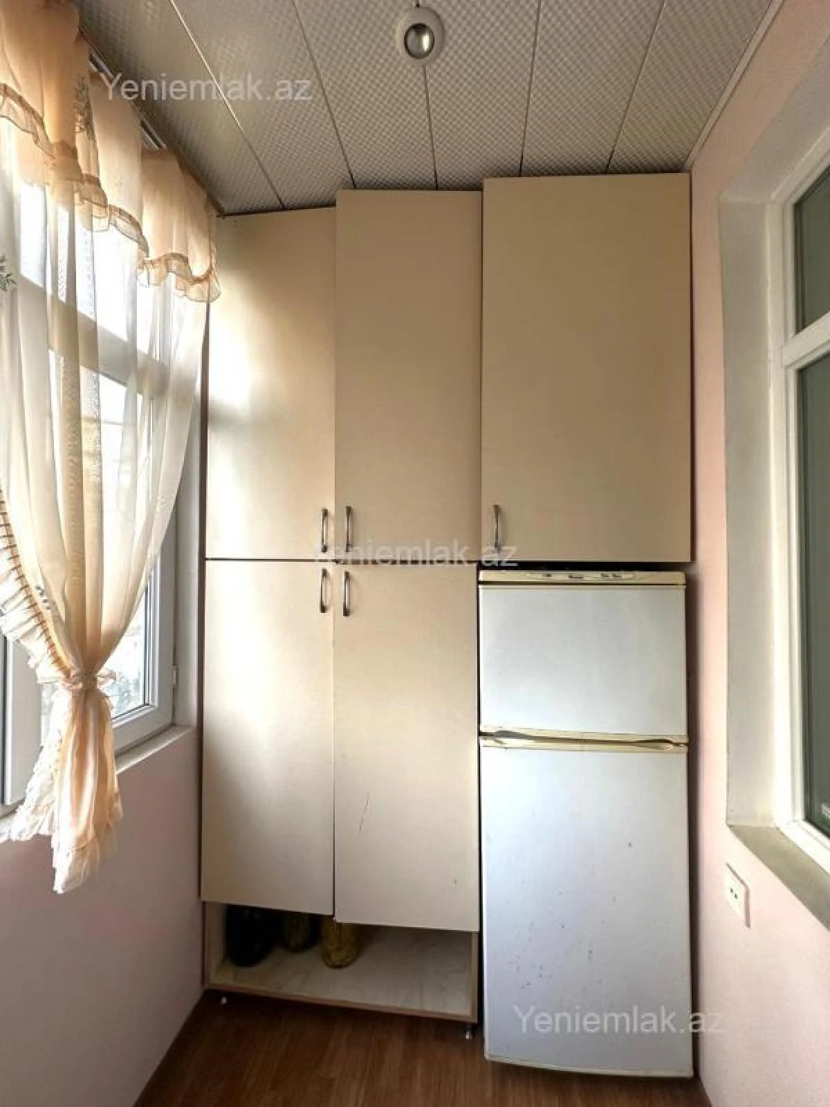 Satılır 3 otaqlı köhnə tikili 60 m²