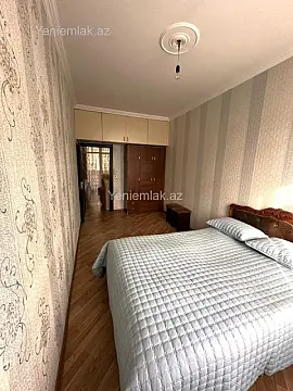 Satılır 3 otaqlı köhnə tikili 60 m²