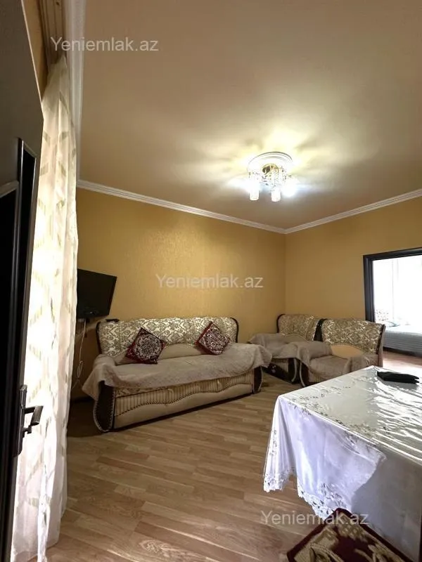 Satılır 3 otaqlı köhnə tikili 60 m²