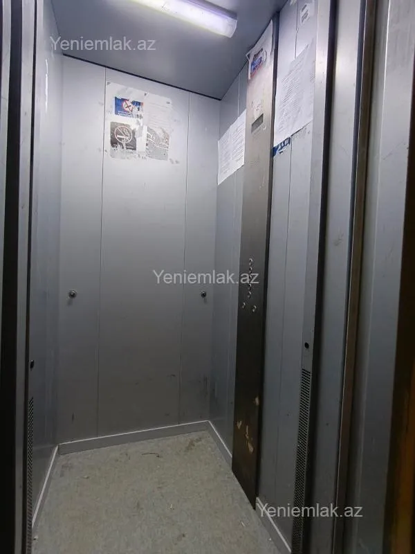 Satılır 3 otaqlı köhnə tikili 80 m²