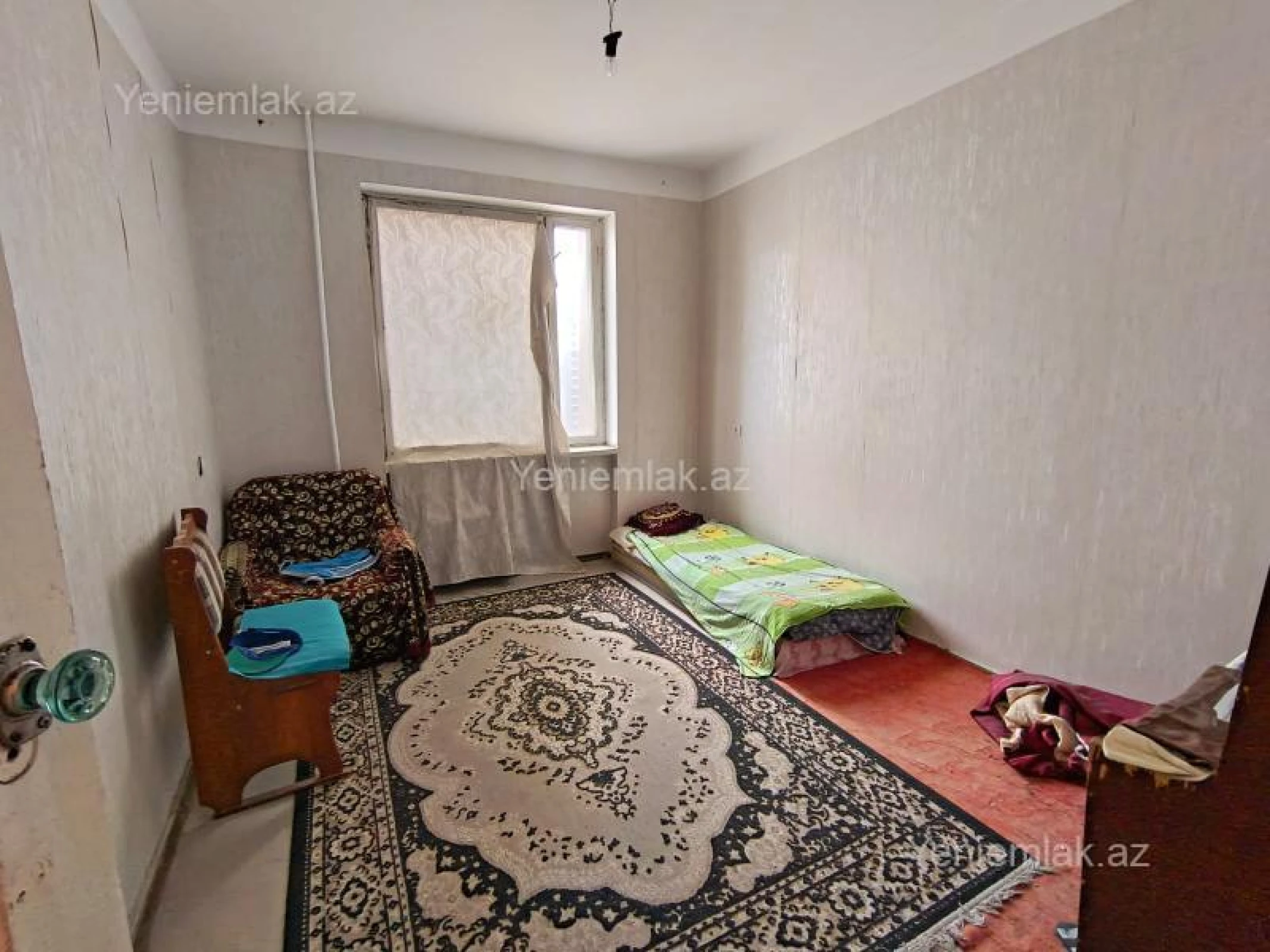 Satılır 3 otaqlı köhnə tikili 80 m²