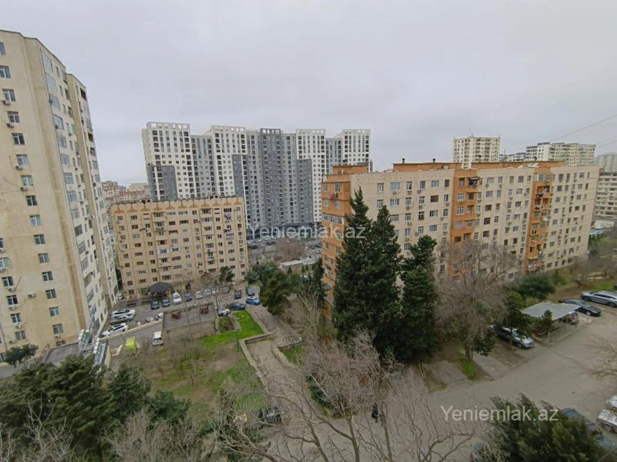 Satılır 3 otaqlı köhnə tikili 80 m²