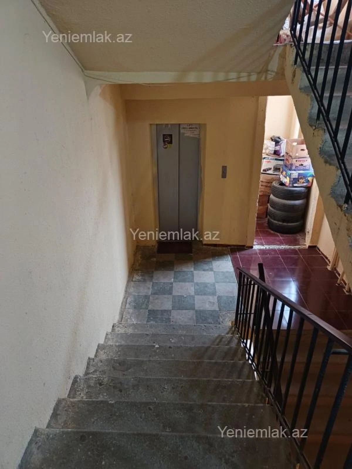 Satılır 3 otaqlı köhnə tikili 80 m²