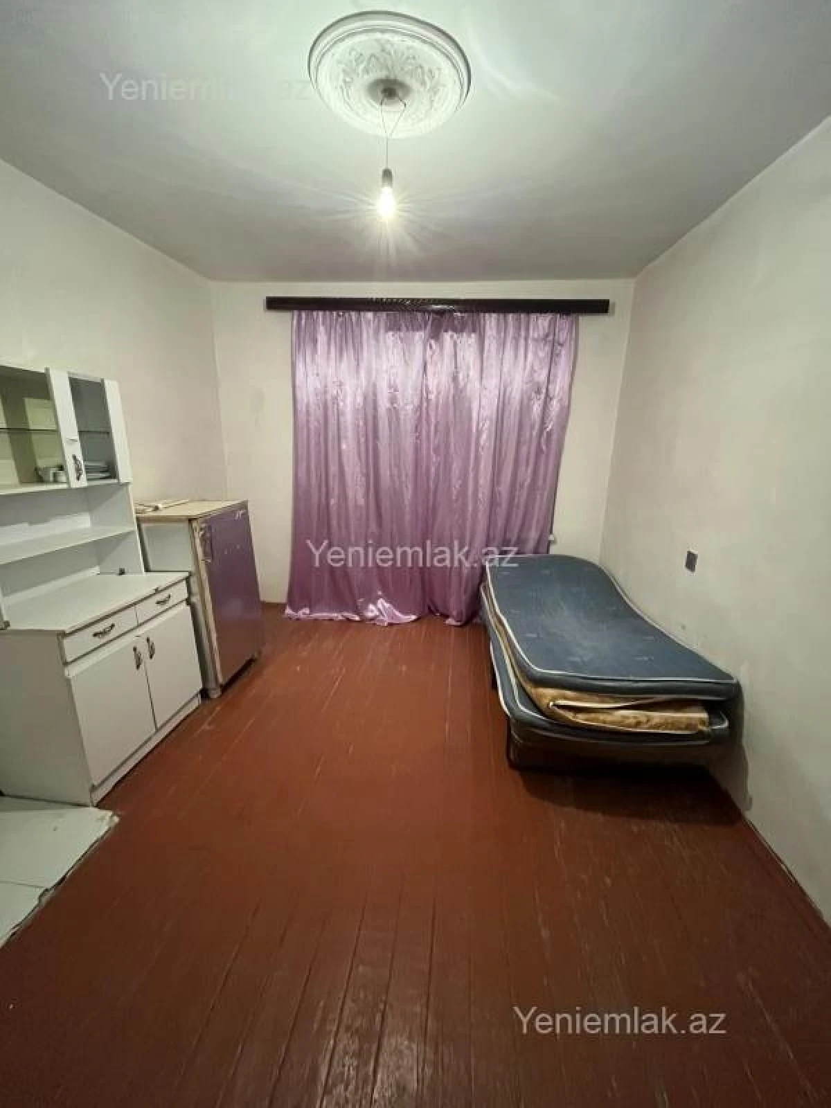 Satılır 1 otaqlı köhnə tikili 18 m²