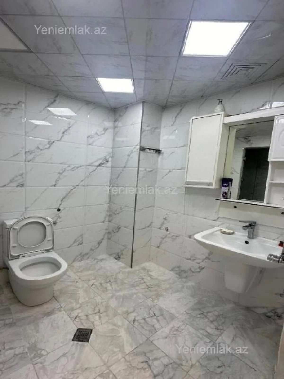 Satılır 3 otaqlı yeni tikili 162 m²