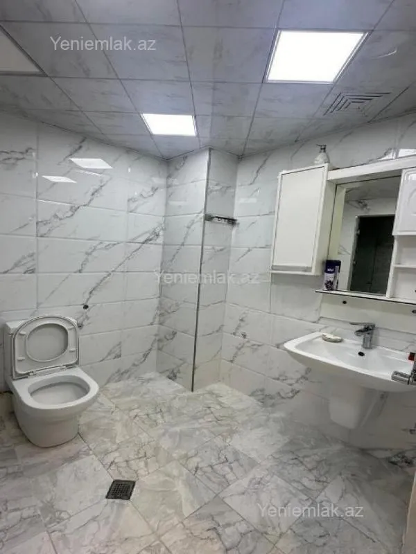 Satılır 3 otaqlı yeni tikili 162 m²