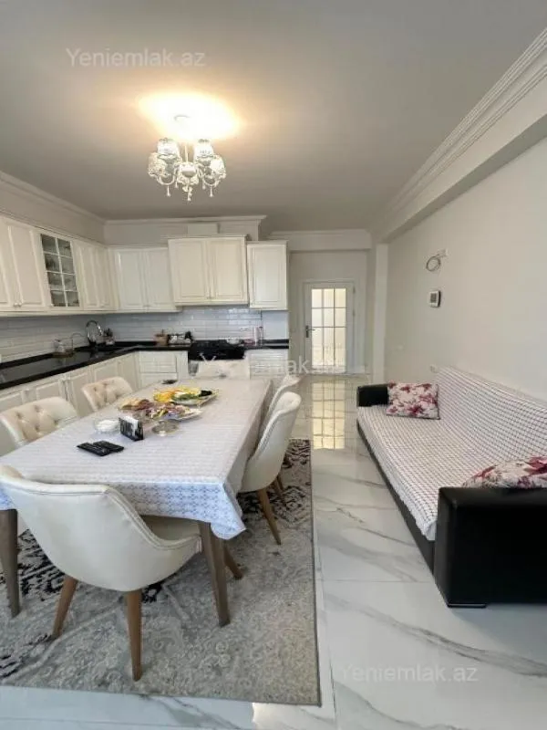 Satılır 3 otaqlı yeni tikili 162 m²