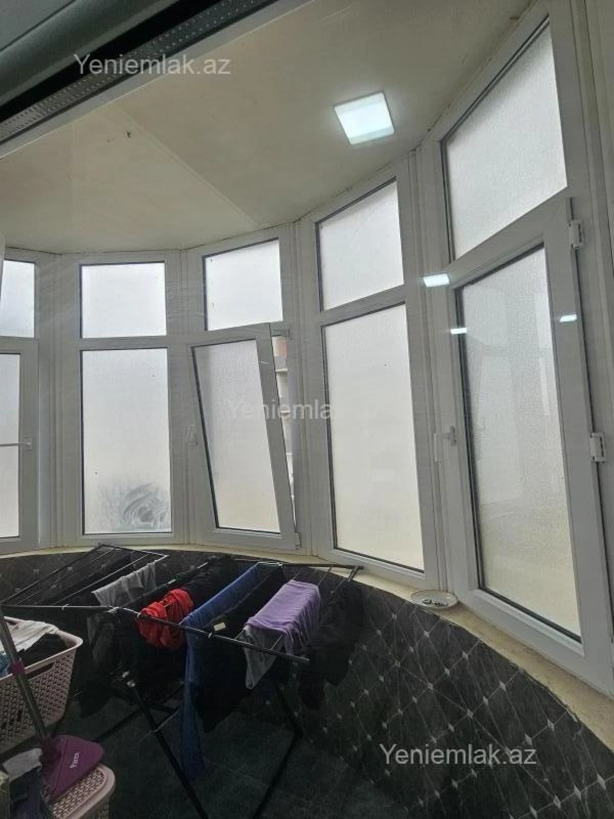 Satılır 3 otaqlı yeni tikili 76 m²