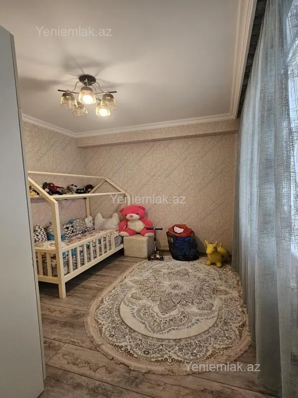 Satılır 3 otaqlı yeni tikili 76 m²