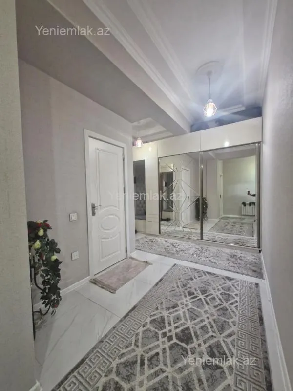 Satılır 3 otaqlı yeni tikili 113 m²