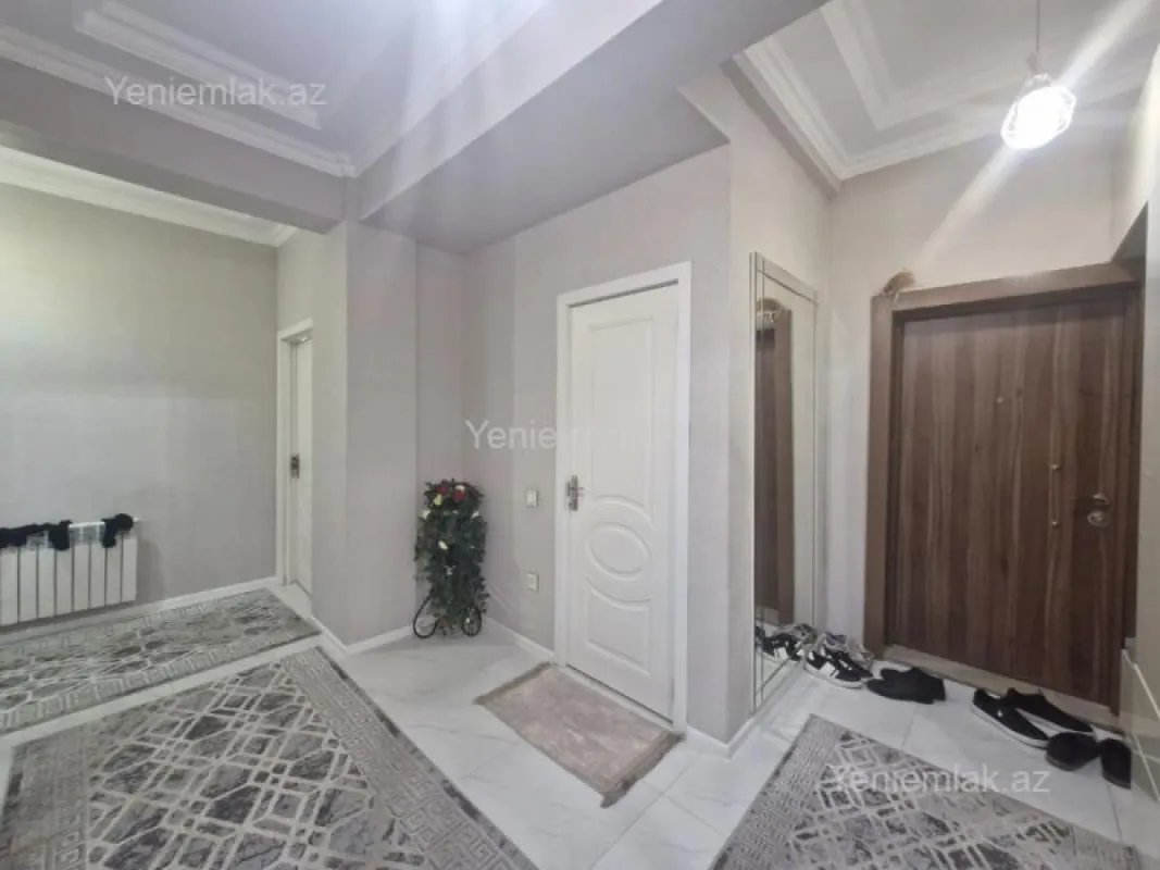 Satılır 3 otaqlı yeni tikili 113 m²