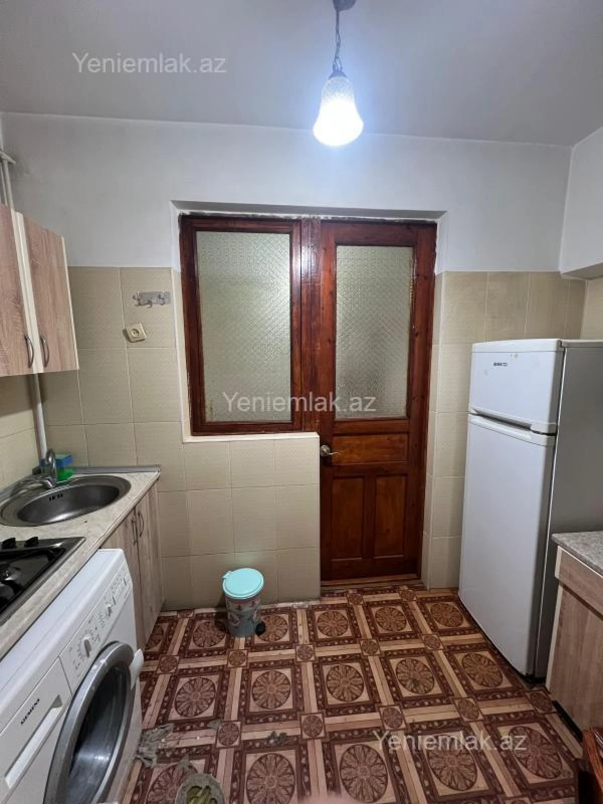 Satılır 3 otaqlı köhnə tikili 60 m²
