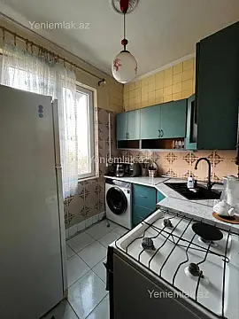 Satılır 2 otaqlı köhnə tikili 45 m²