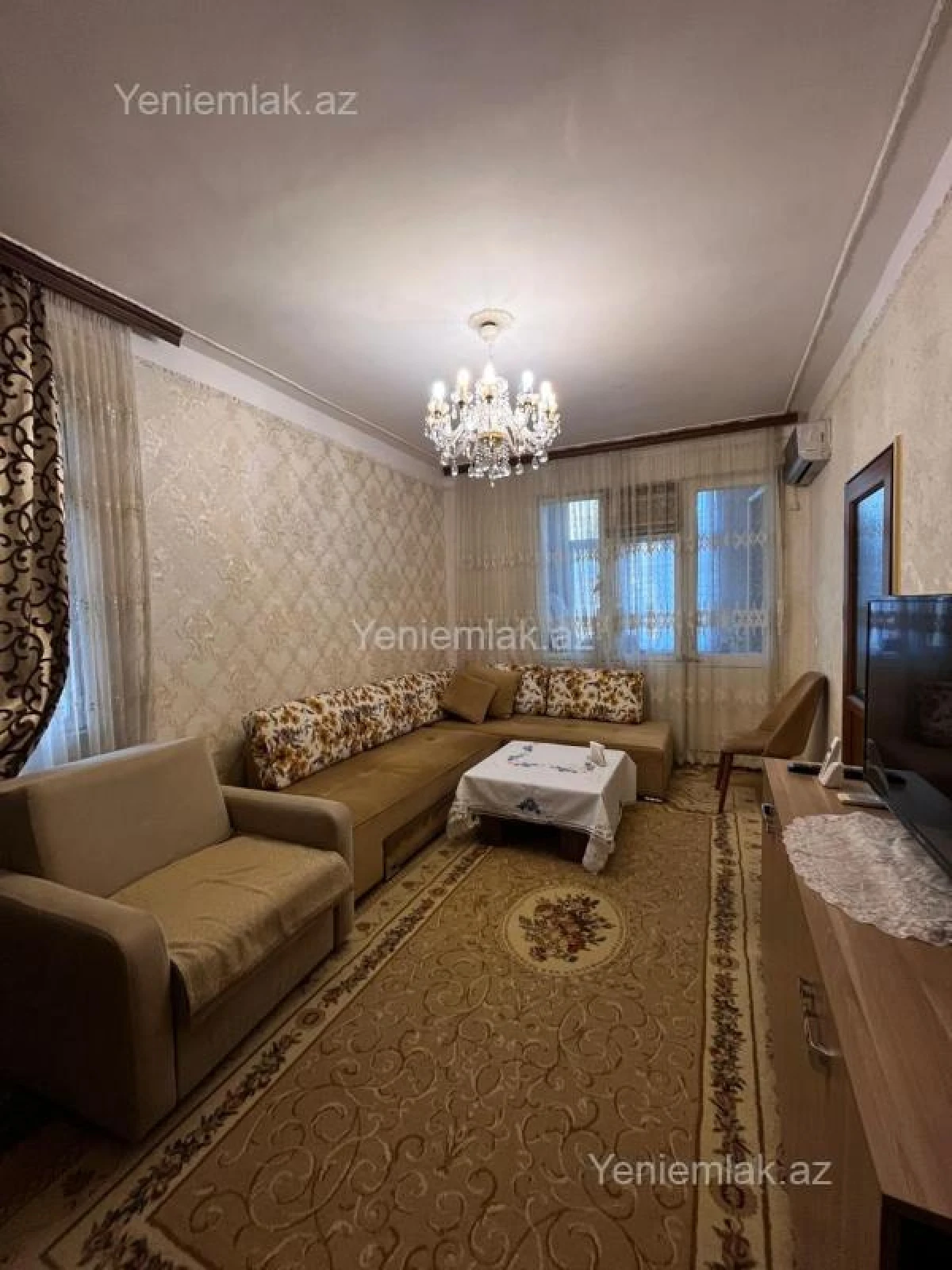 Satılır 2 otaqlı köhnə tikili 45 m²