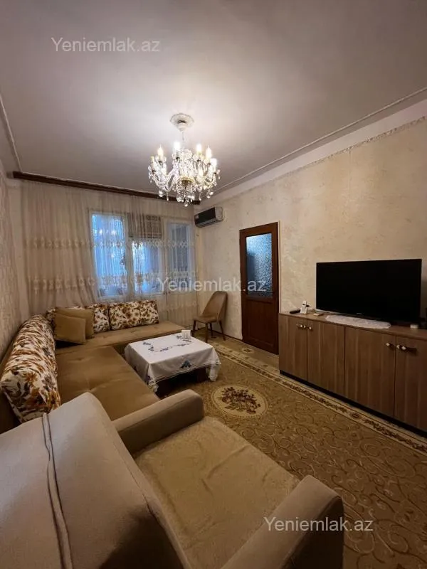 Satılır 2 otaqlı köhnə tikili 45 m²