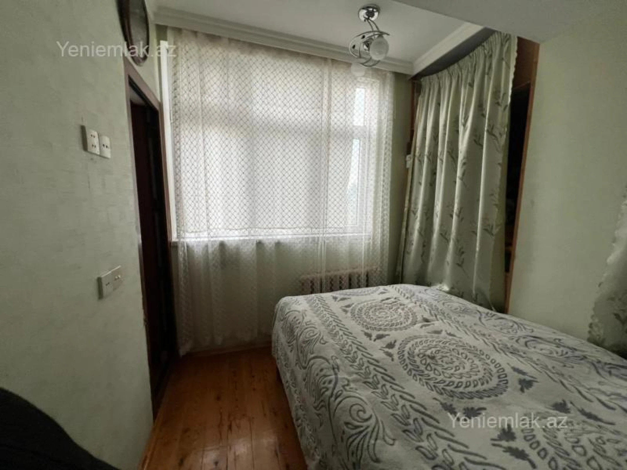 Satılır 3 otaqlı köhnə tikili 62 m²