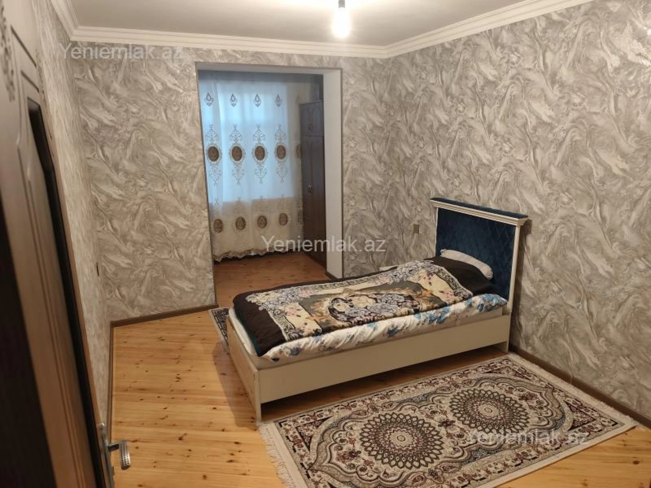 Satılır 4 otaqlı köhnə tikili 95 m²