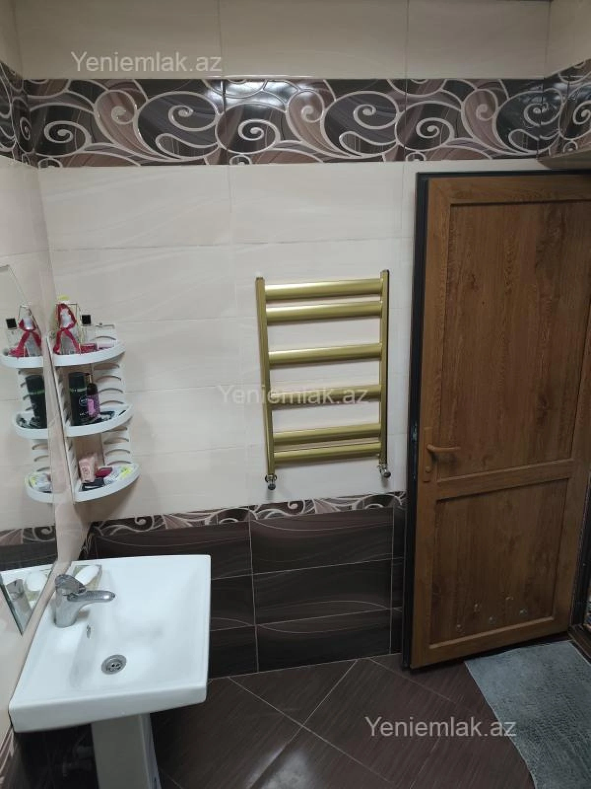 Satılır 4 otaqlı köhnə tikili 95 m²