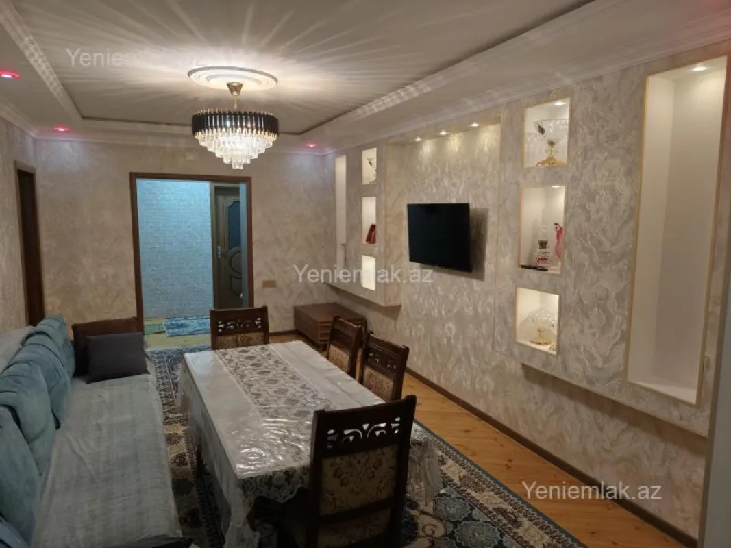 Satılır 4 otaqlı köhnə tikili 95 m²