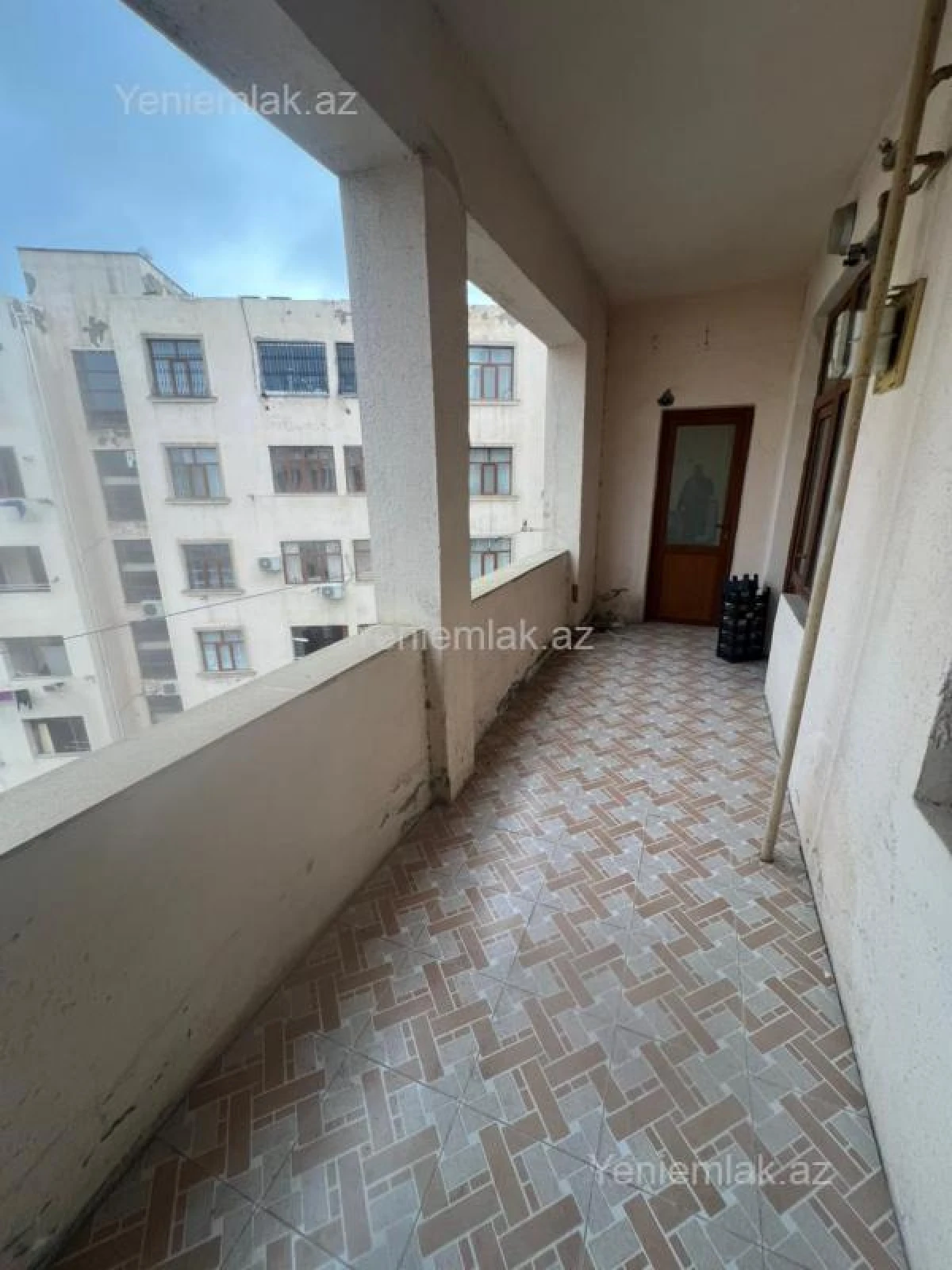 Satılır 2 otaqlı yeni tikili 87 m²