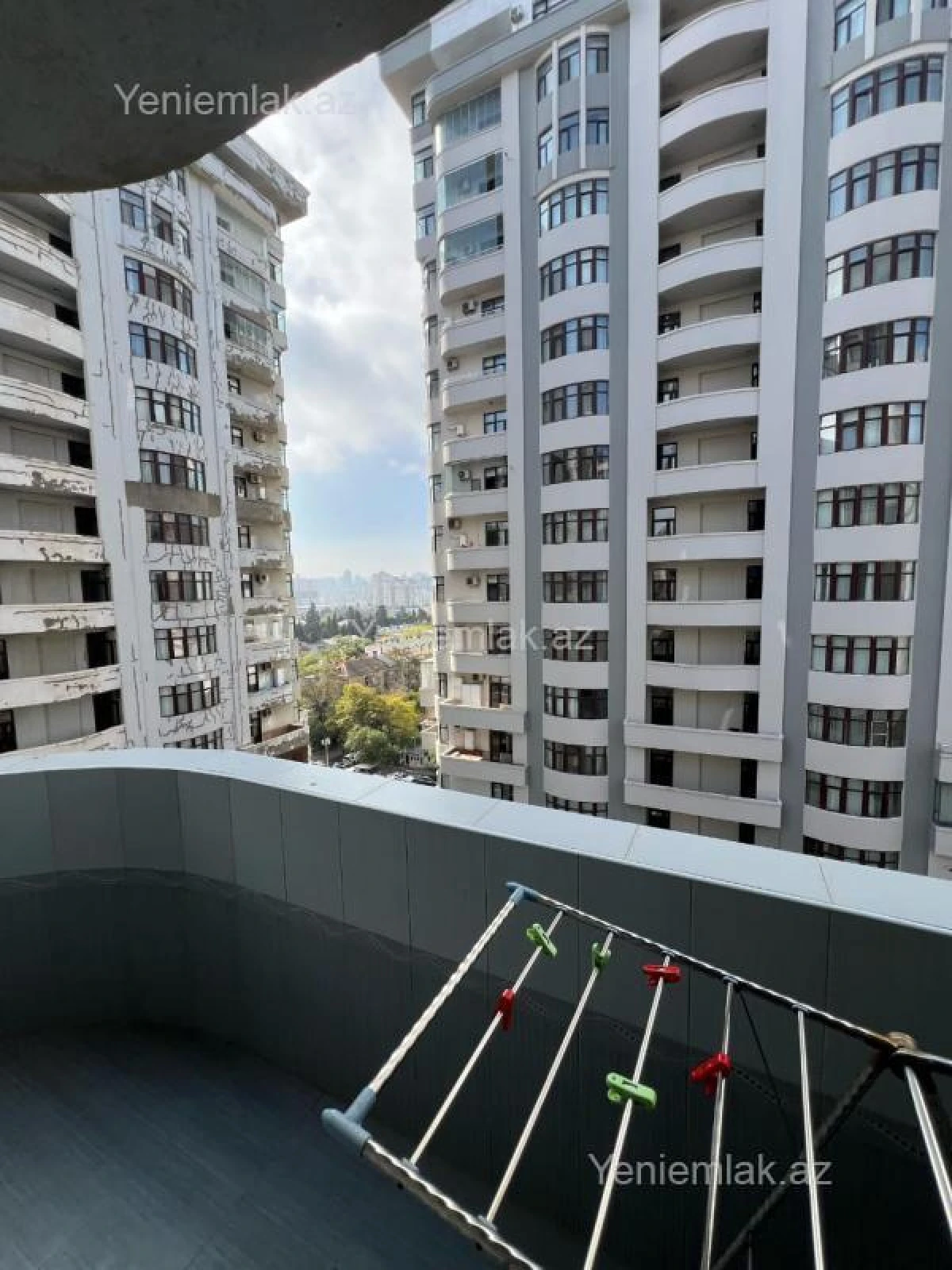 Satılır 3 otaqlı yeni tikili 167 m²