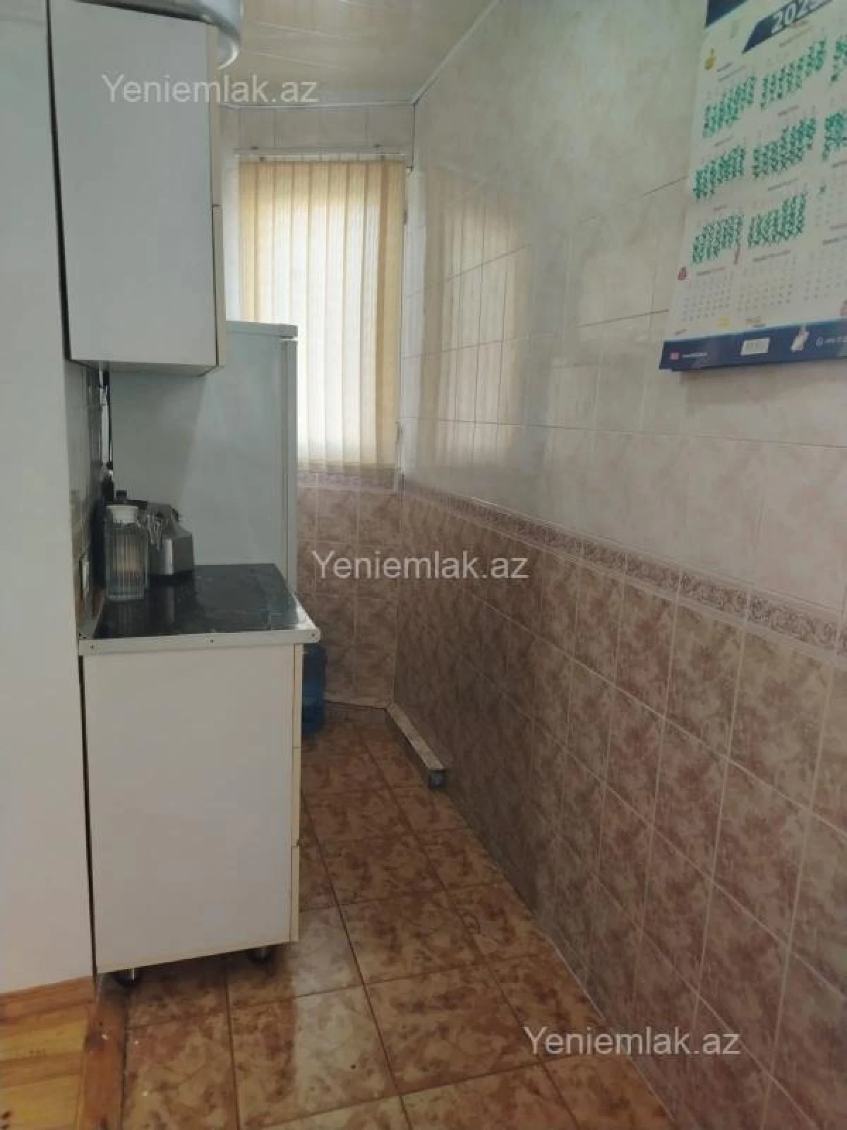Satılır 2 otaqlı köhnə tikili 65 m²