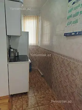 Satılır 2 otaqlı köhnə tikili 65 m²