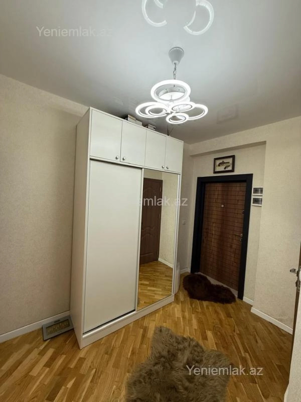 Satılır 2 otaqlı yeni tikili 73 m²