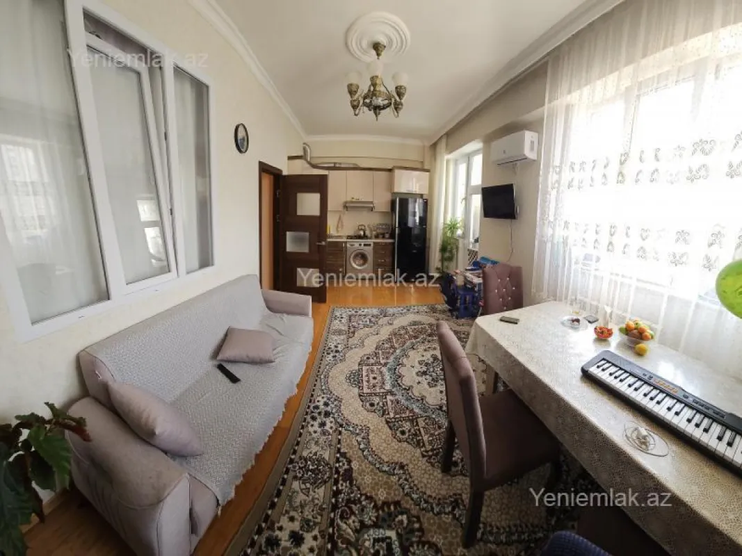 Satılır 1 otaqlı yeni tikili 43 m²