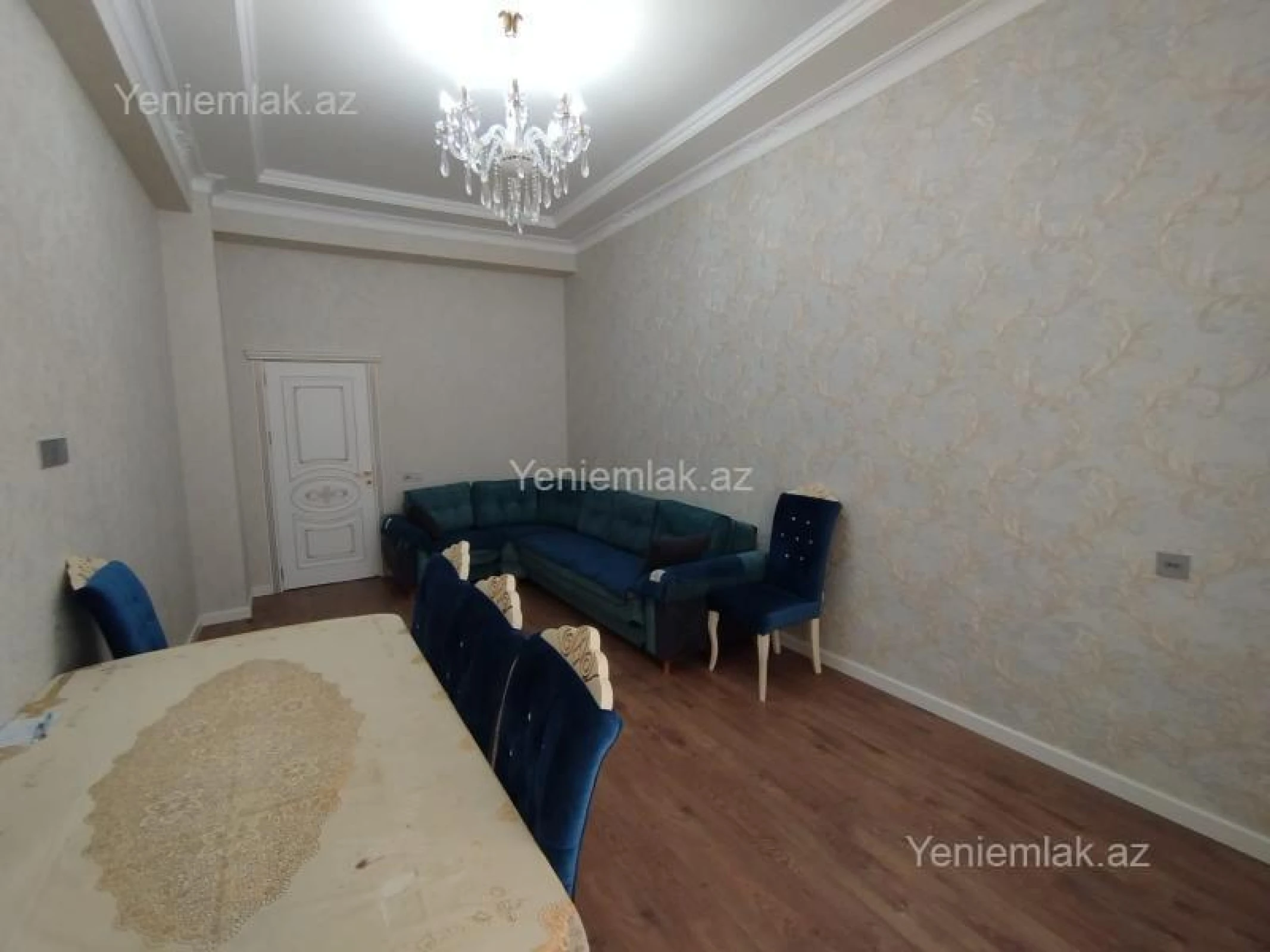Satılır 3 otaqlı köhnə tikili 82 m²