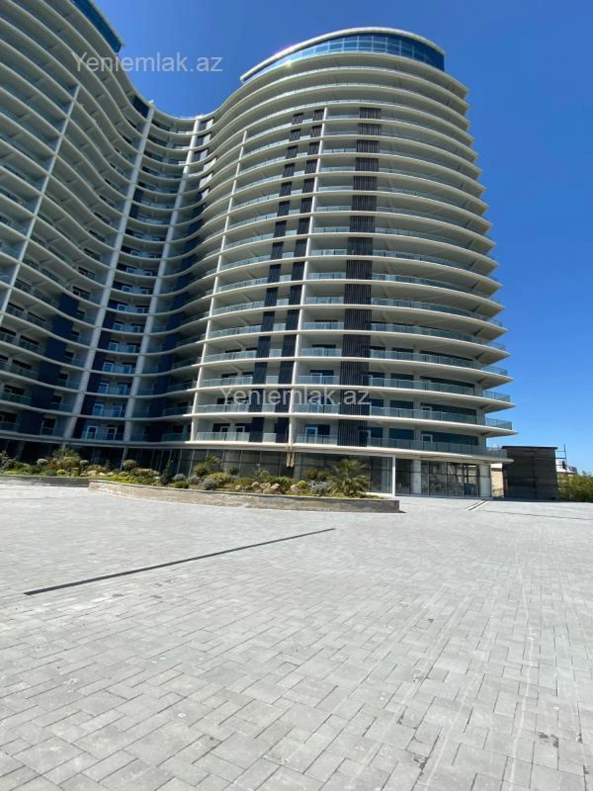 Satılır 3 otaqlı yeni tikili 118 m²